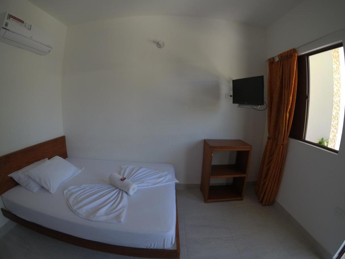 Hotel Paraiso Plaza Пуэрто-Триунфо Экстерьер фото