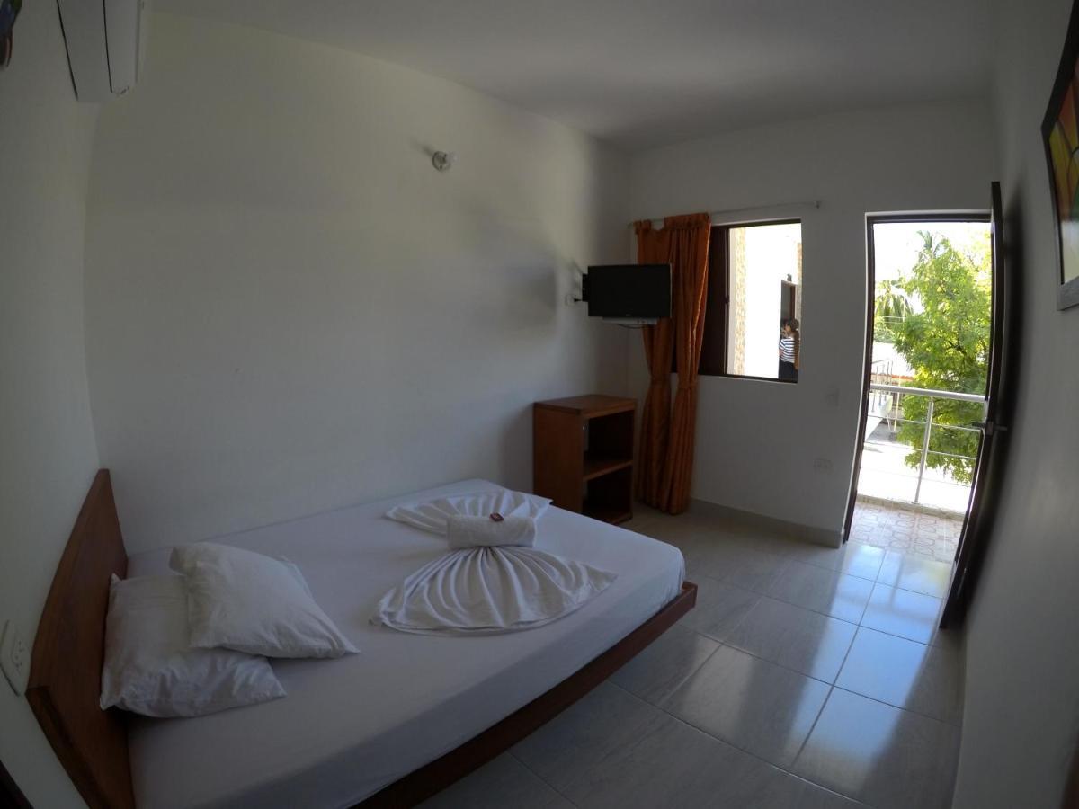 Hotel Paraiso Plaza Пуэрто-Триунфо Экстерьер фото